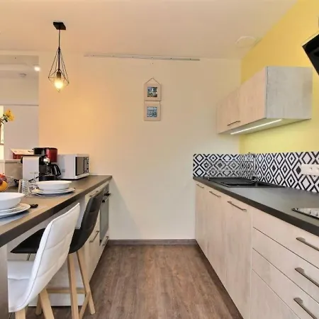 La Maison Bleue En Iroise - Randonnees Gr34 - 10 Min A Pieds - Wifi, Velos Vae Gratuits, Jardin - Exposition Plein Sud Apartamento